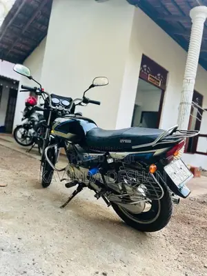 Bajaj CT-100 2010 Motorbike (Used)