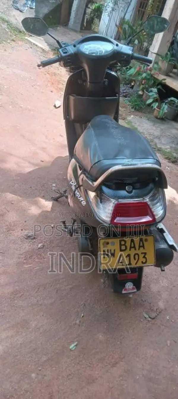 Hero Pleasure 2013 Motorbike (Used)