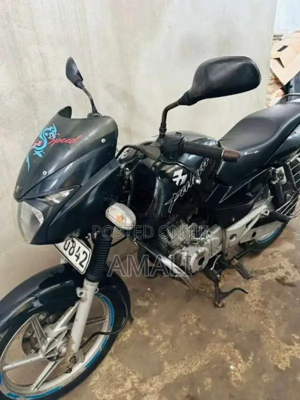 Bajaj Pulsar 2009 Motorbike (Used)
