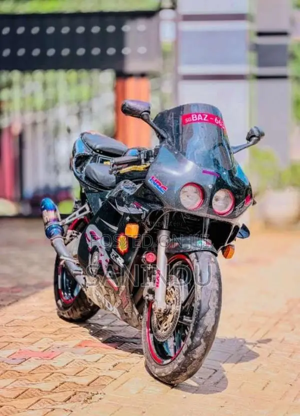 Honda CBR 1996 Motorbike (Used)