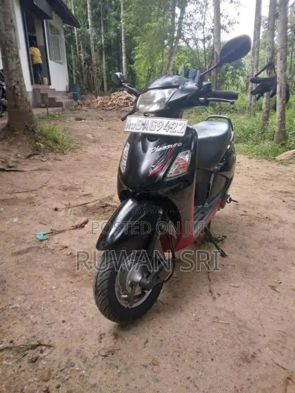 Hero Pleasure 2013 Motorbike (Used)