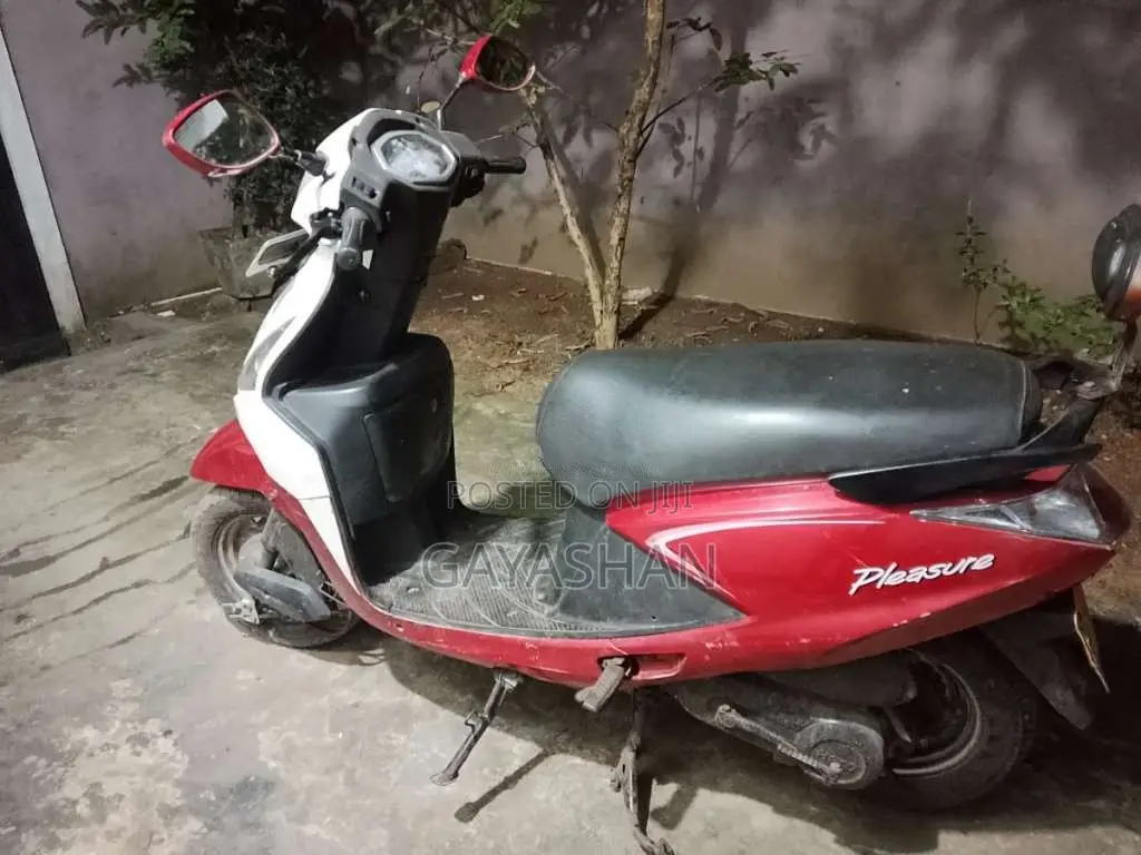 Hero Pleasure 2015 motorcycle (Used)