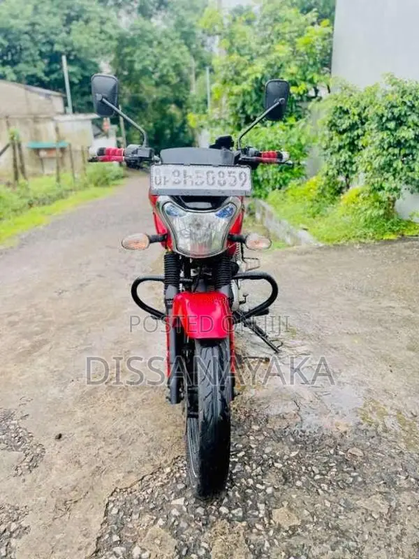 Bajaj V15 2018 Motorbike (Used)