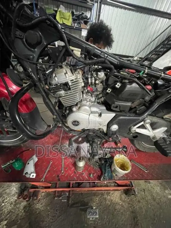Bajaj V15 2018 Motorbike (Used)
