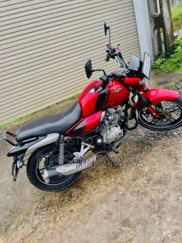 Bajaj V15 2018 Motorbike (Used)