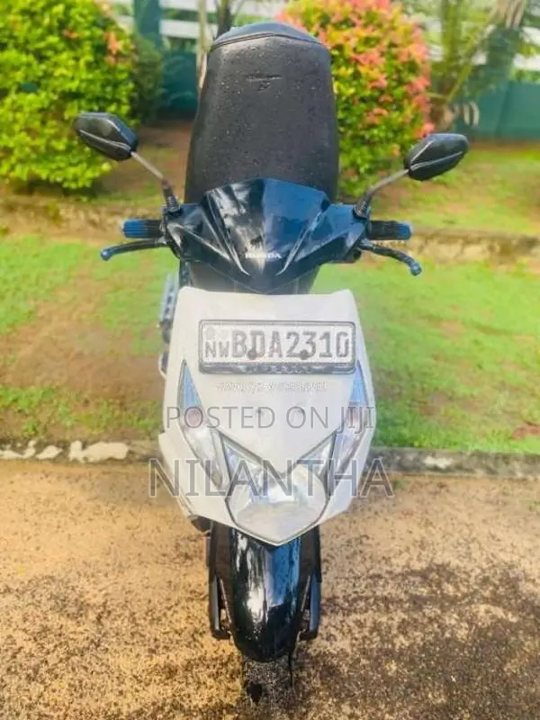 Honda Dio 2015 Motorbike (Used)