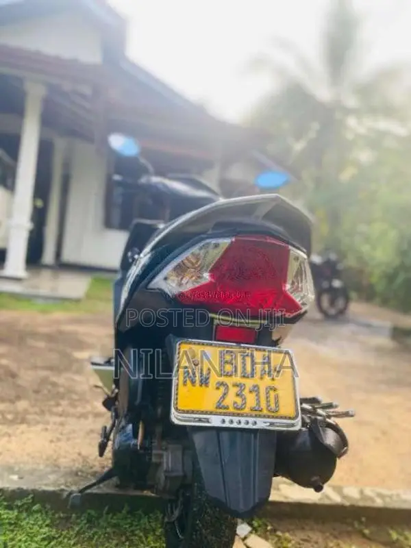 Honda Dio 2015 Motorbike (Used)