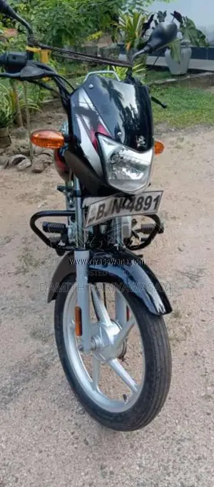 Bajaj CT-100 2025 motorcycle (Used)