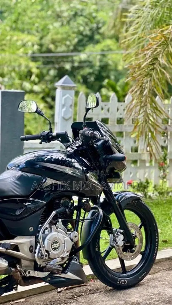 Bajaj Pulsar 150 2015 Motorbike (Used)