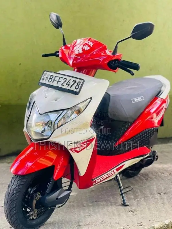 Honda Dio 2017 Motorbike (Used)