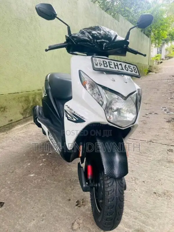 Honda Dio 2016 Motorbike (Used)