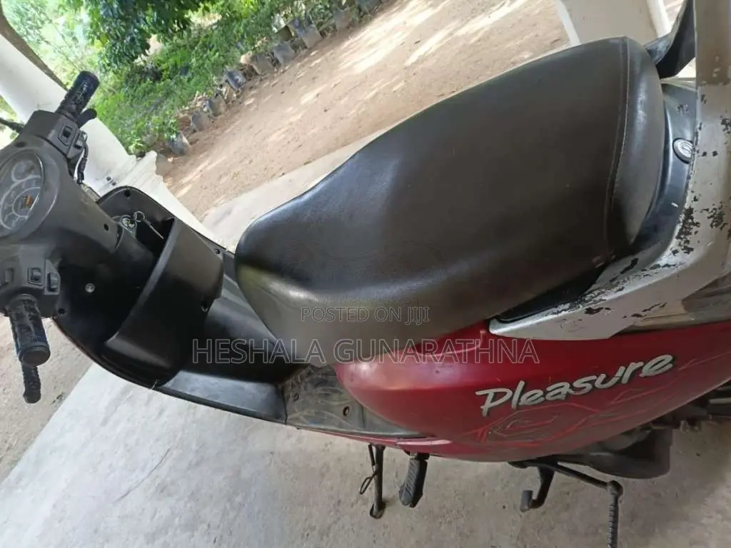 Hero Pleasure 2010 motorcycle (Used)