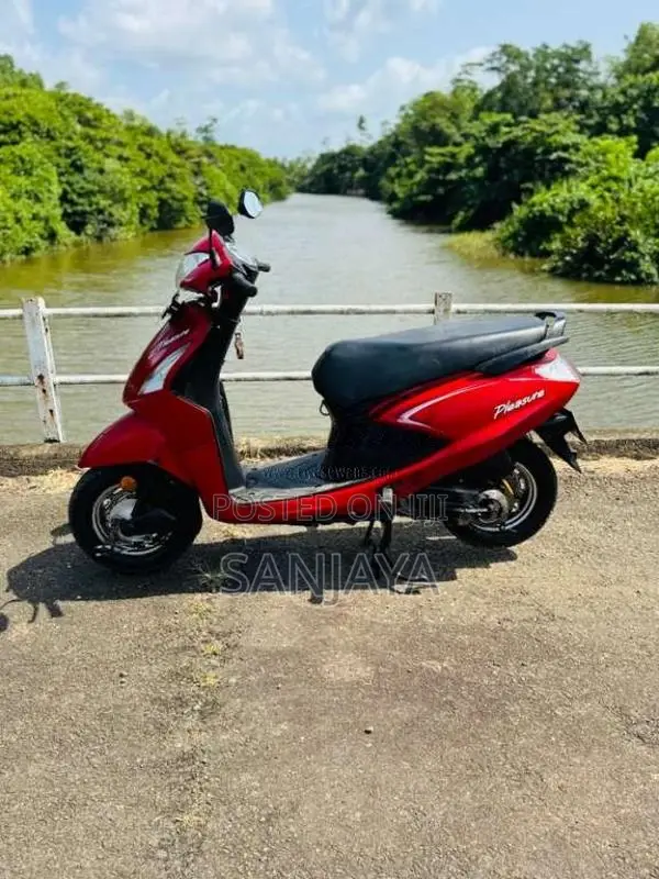 Hero Pleasure 2014 Motorbike (Used)