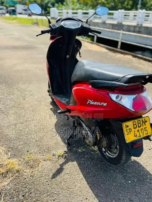 Hero Pleasure 2014 Motorbike (Used)