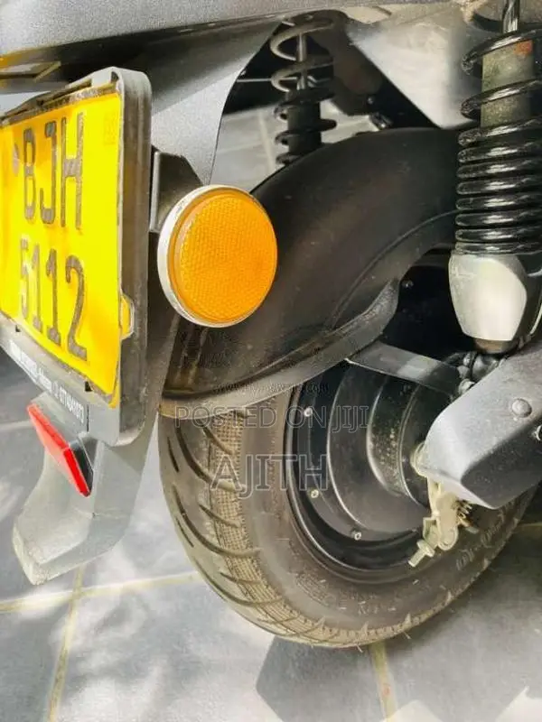 Yadea T5 2024 Motorbike (Used)