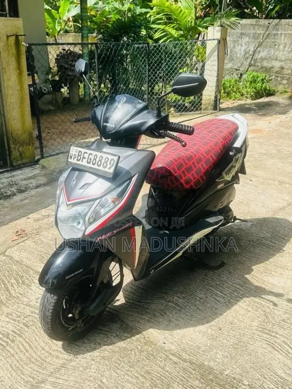 Honda Dio 2017 Motorbike (Used)