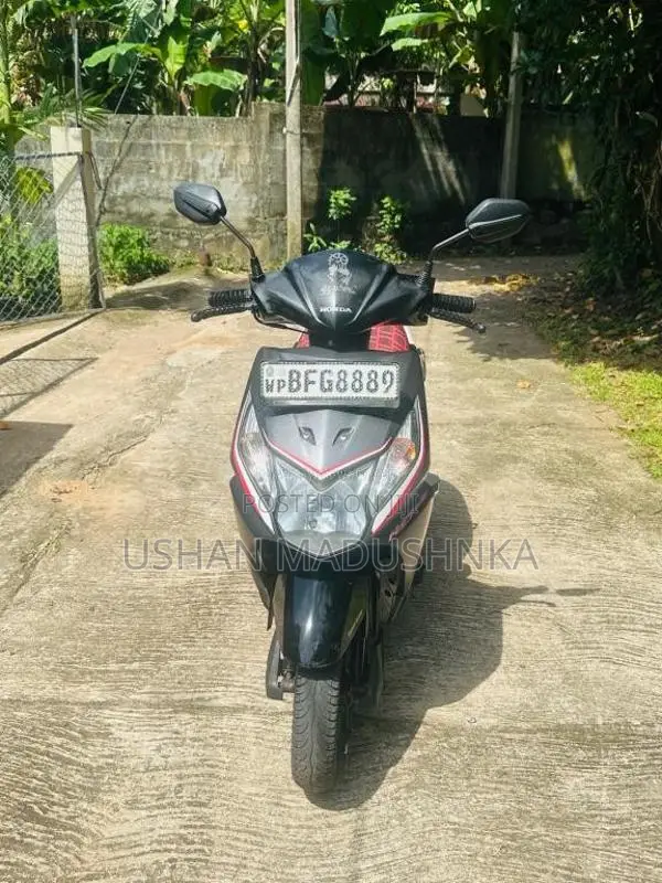 Honda Dio 2017 Motorbike (Used)