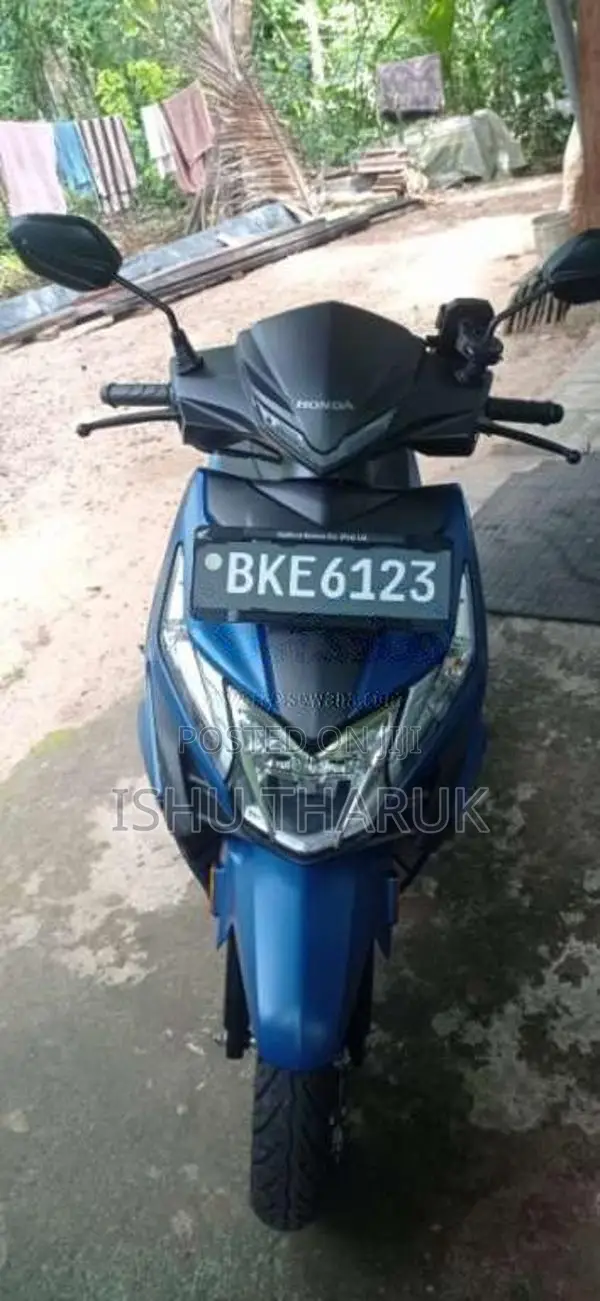 Honda Dio 2025 Motorbike (Used)