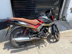 Mahindra Centuro 2018 Motorbike (Used)