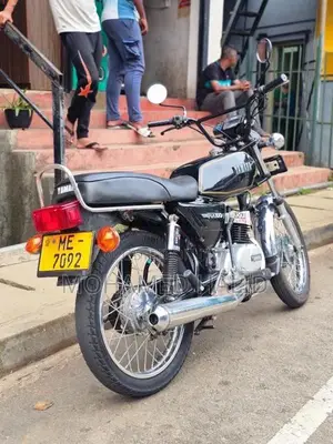 Yamaha RX 100 2005 Motorbike (Used)