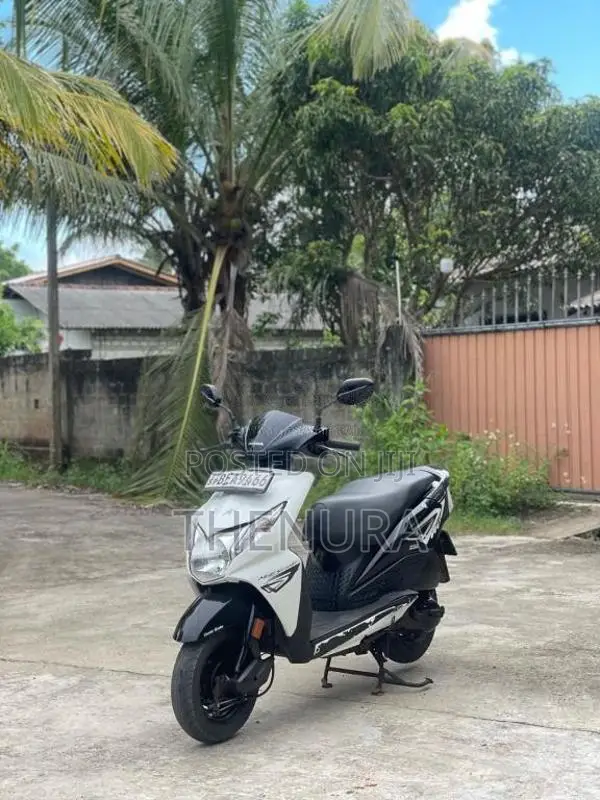 Honda Dio 2016 Motorbike (Used)