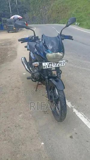 Bajaj Discover 2010 Motorbike (Used)
