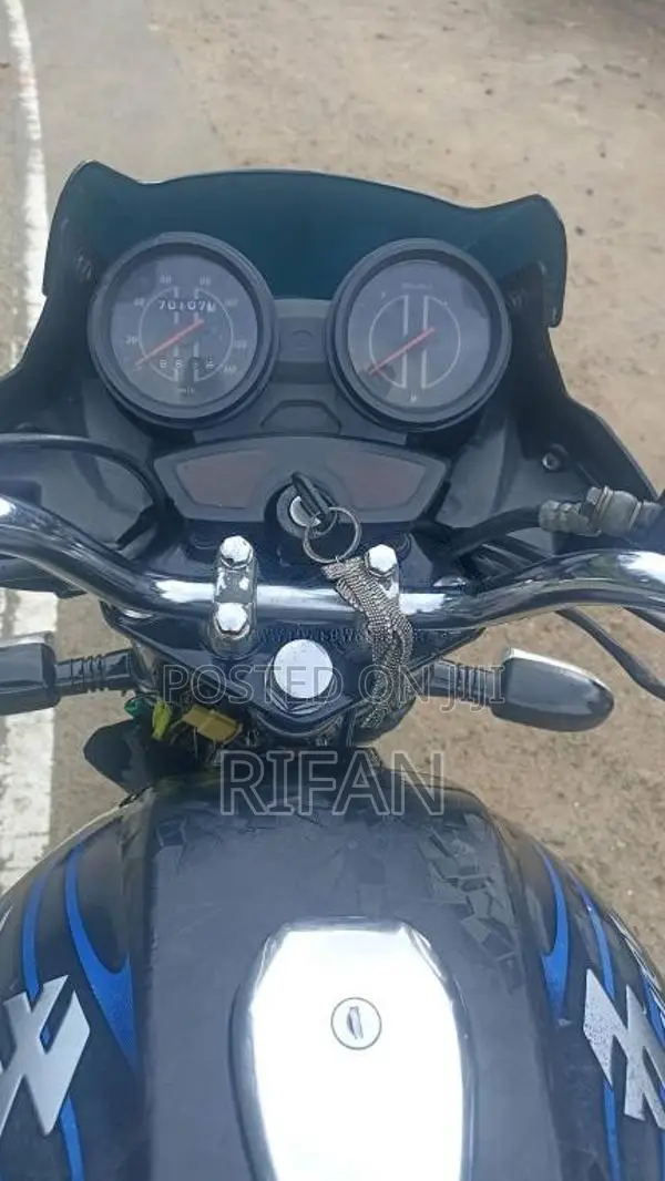 Bajaj Discover 2010 Motorbike (Used)