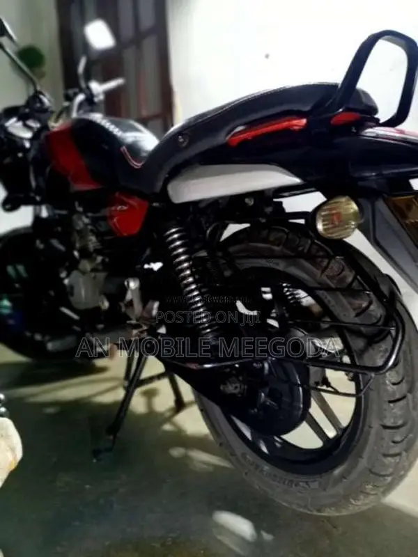 Bajaj V15 2016 Motorbike (Used)