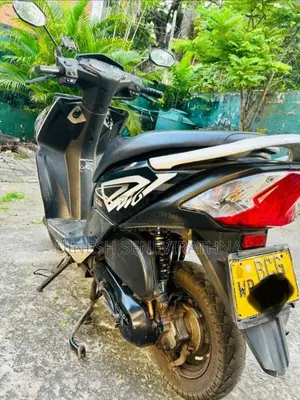 Honda Dio 2015 Motorbike (Used)