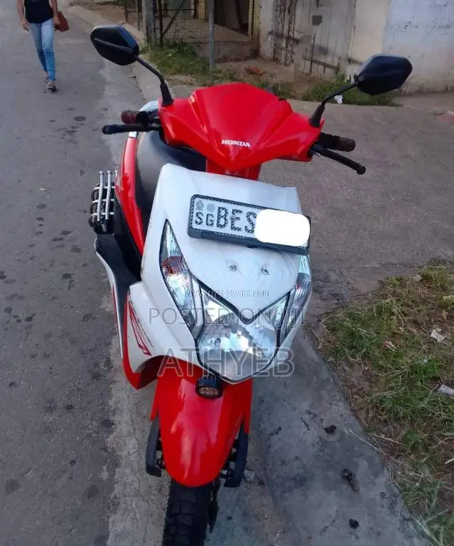 Honda Dio 2017 Motorbike (Used)