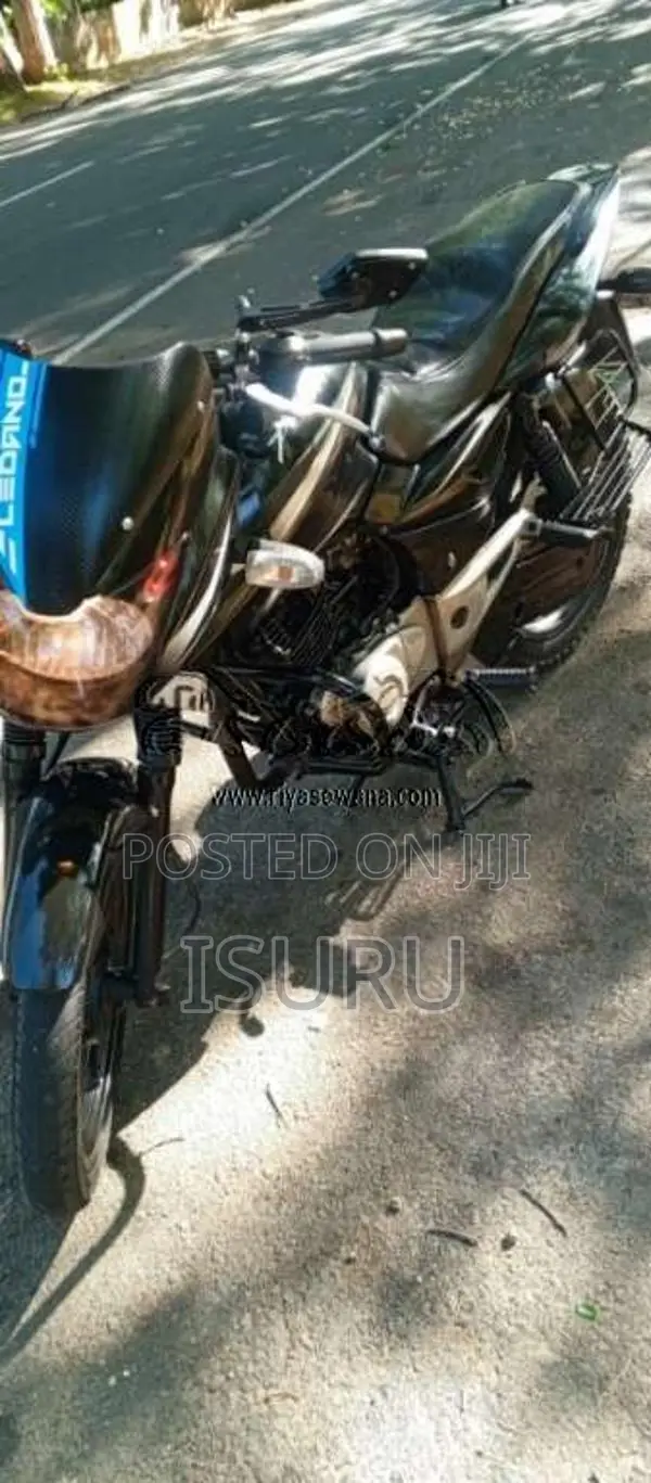 Bajaj Pulsar 150 2015 Motorbike (Used)