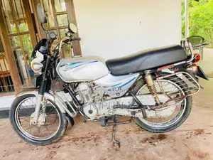 Bajaj Boxer 2003 Motorbike (Used)