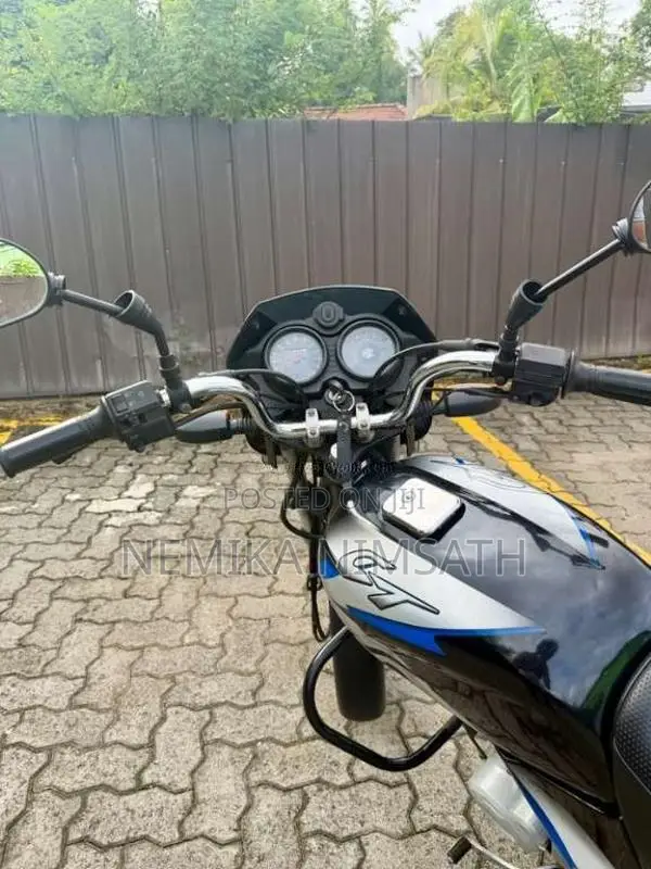 Bajaj CT-100 2022 Motorbike (Used)