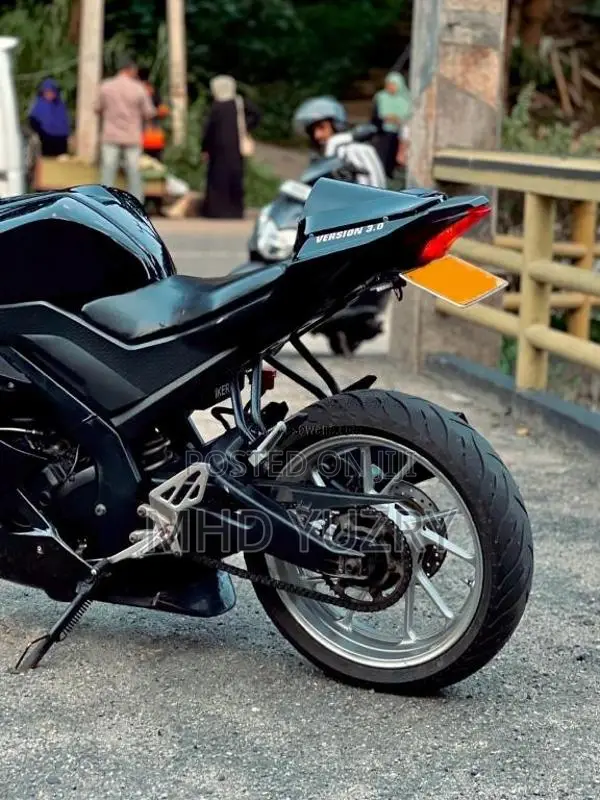 Yamaha R15 2018 Motorbike (Used)