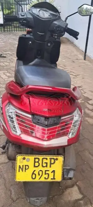 Hero Maestro Edge 2018 Motorbike (Used)