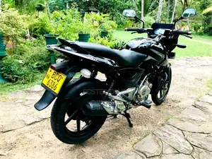 Bajaj Pulsar 150 2015 Motorbike (Used)