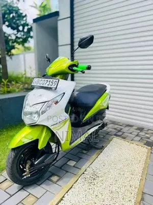 Honda Dio 2015 Motorbike (Used)