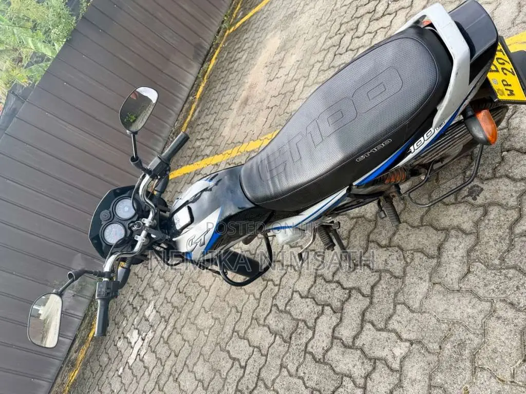 Bajaj CT-100 2022 Motorbike (Used)