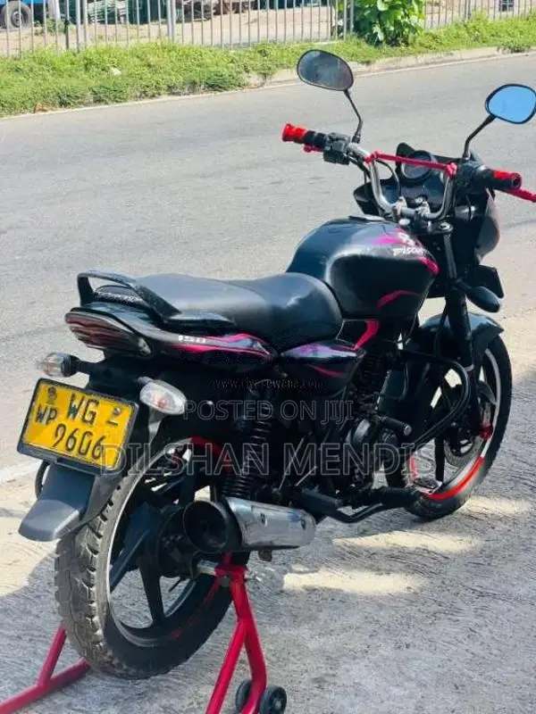 Bajaj Discover 2011 Motorbike (Used)