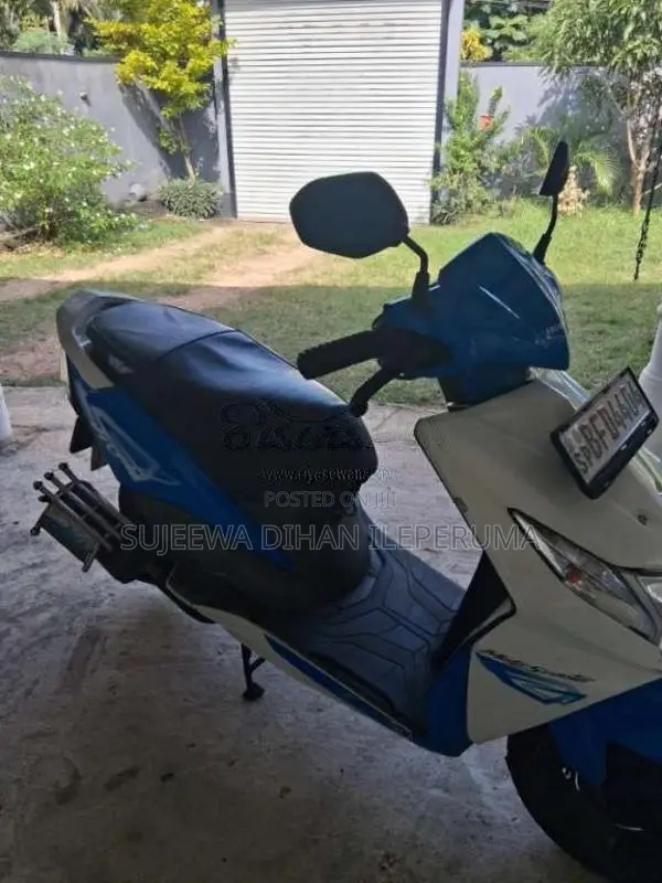 Honda Dio 2017 Motorbike (Used)