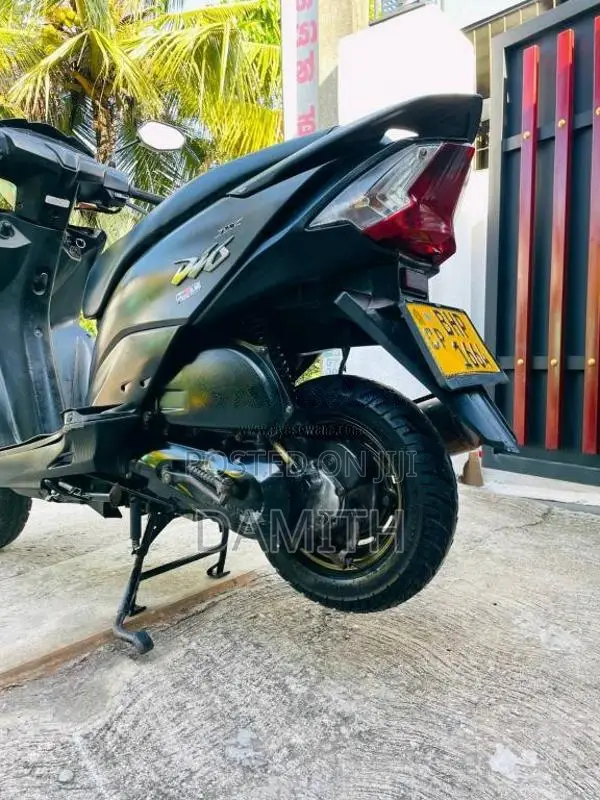 Honda Dio 2019 Motorbike (Used)