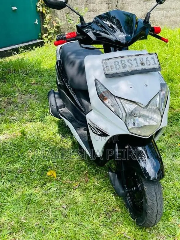 Honda Dio 2014 Motorbike (Used)