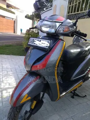 Honda Activa 2016 Motorbike (Used)