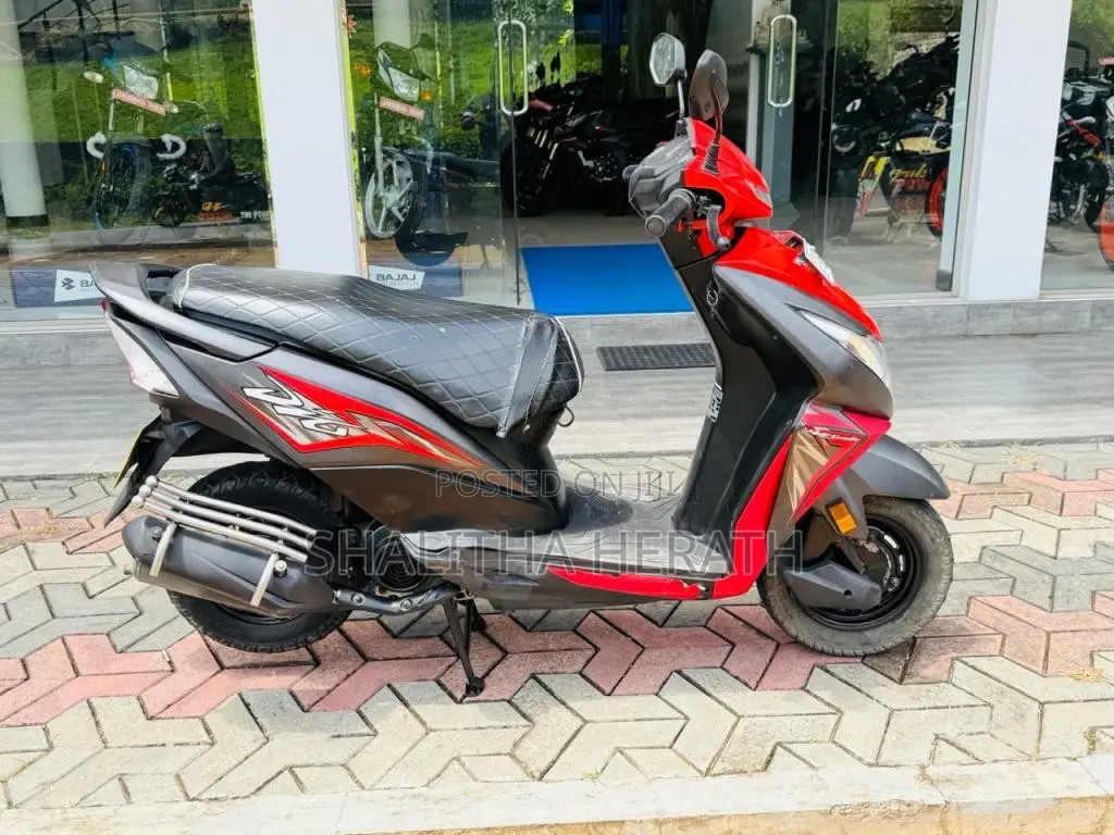 Honda Dio 2018 Motorbike (Used)