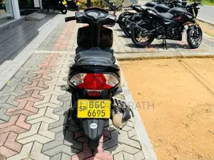 Honda Dio 2018 Motorbike (Used)