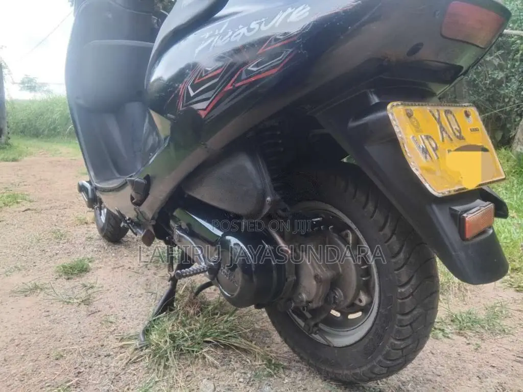 Hero Pleasure 2012 motorcycle (Used)