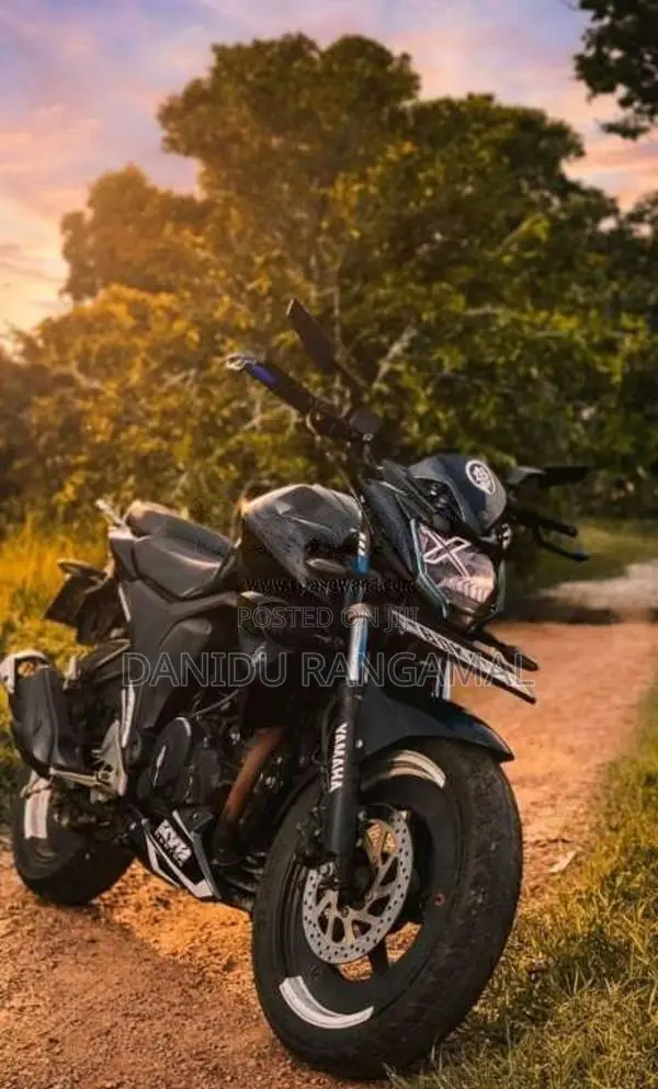 Yamaha FZ 2015 Motorbike (Used)