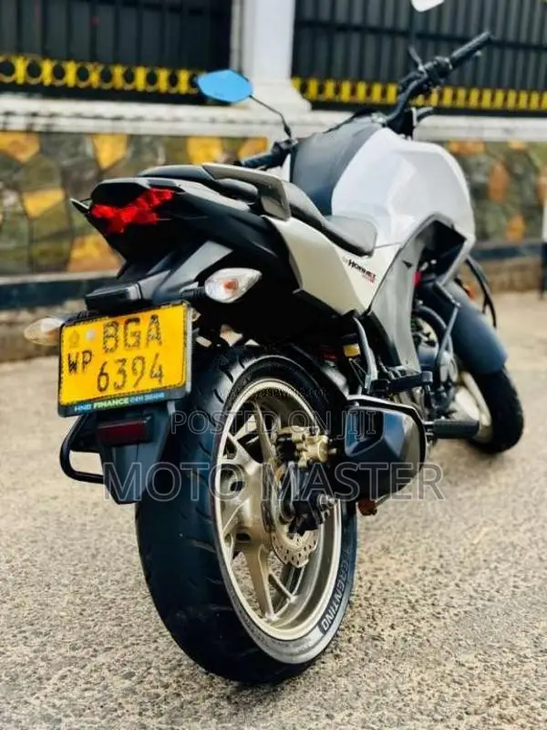 Honda Hornet 2018 Motorbike (Used)