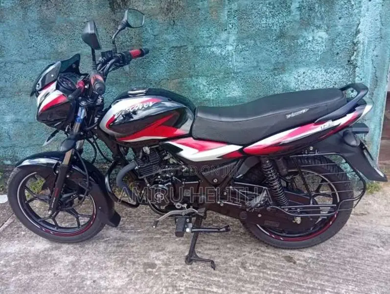 Bajaj Discover 125 2025 Motorbike (Used)