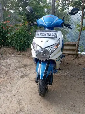 Honda Dio 2015 Motorbike (Used)